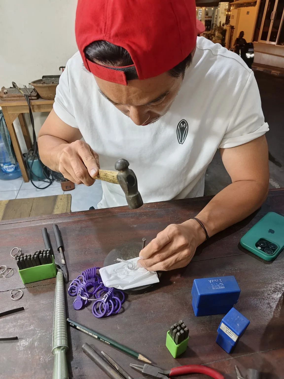 Silver jewelry workshop gallery 13